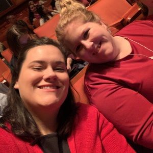 Meet your Posher, Jillian